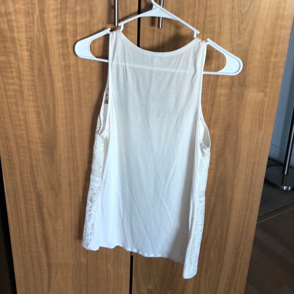 Express Tank Top - Picture 3 of 4